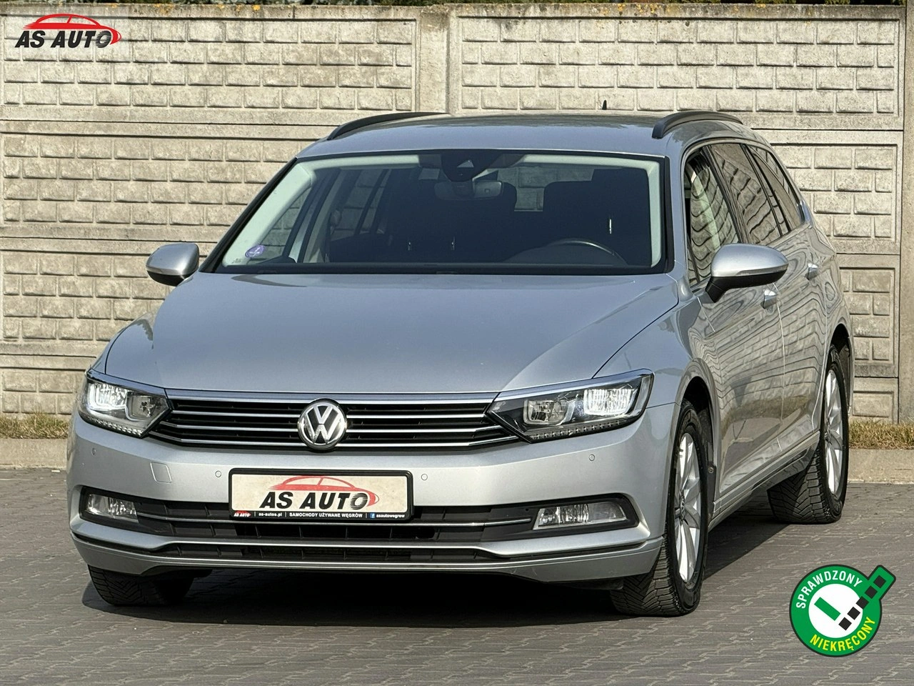 Volkswagen Passat - Główne zdjęcie