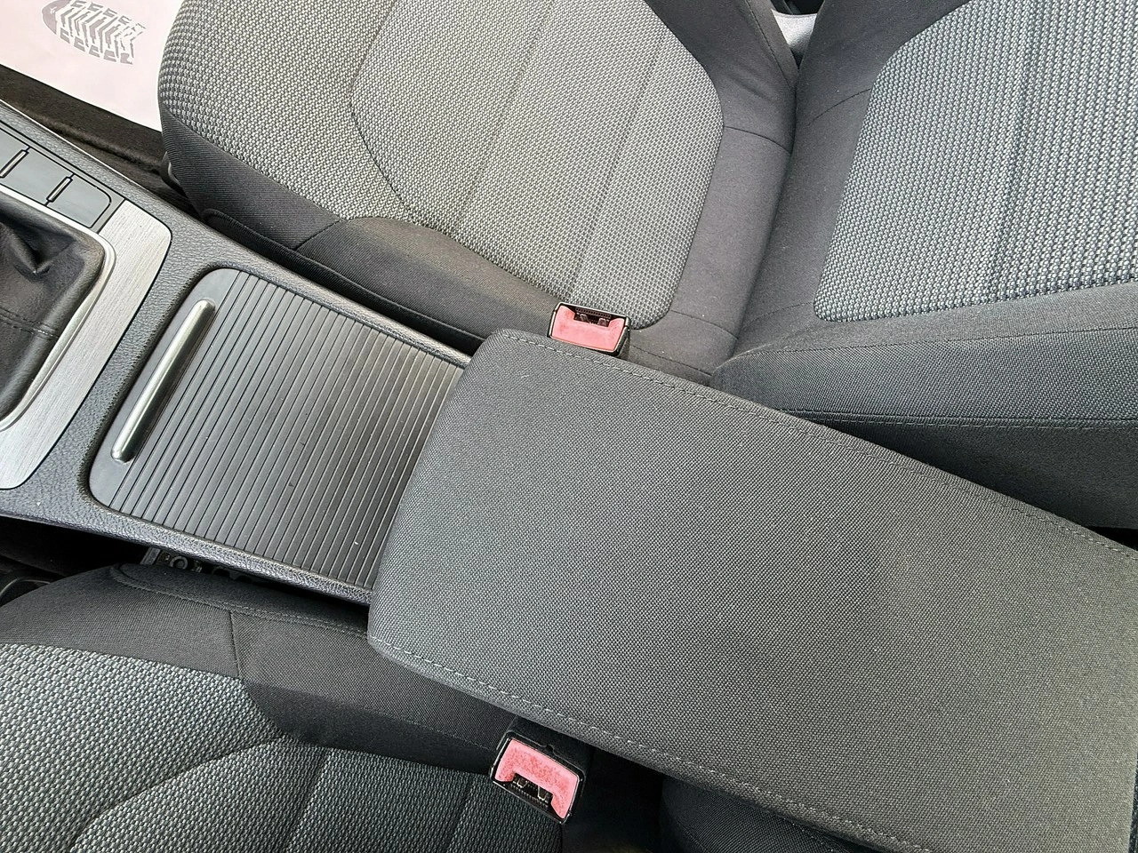 Volkswagen Passat - Zdjęcie 65