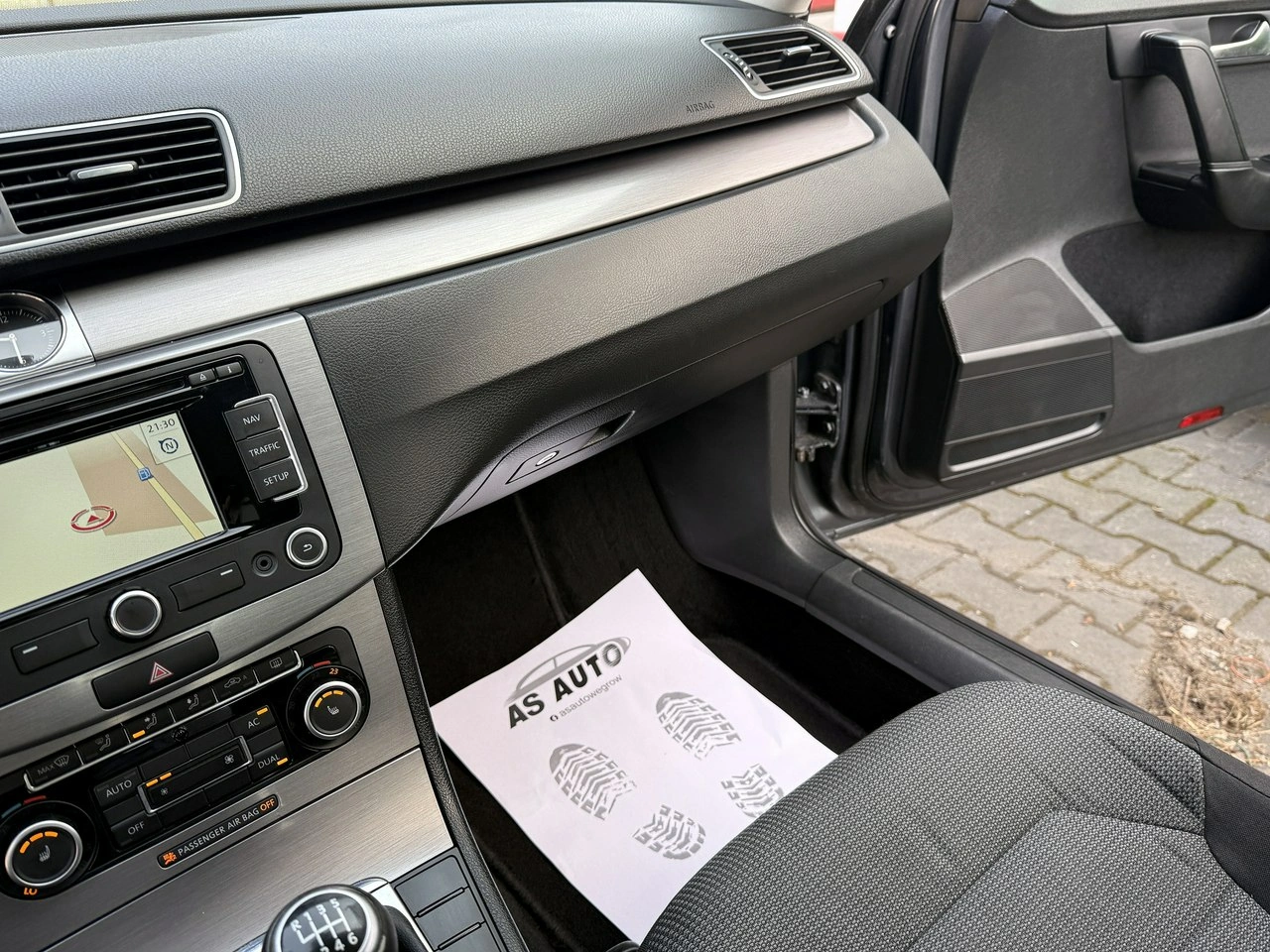 Volkswagen Passat - Zdjęcie 19