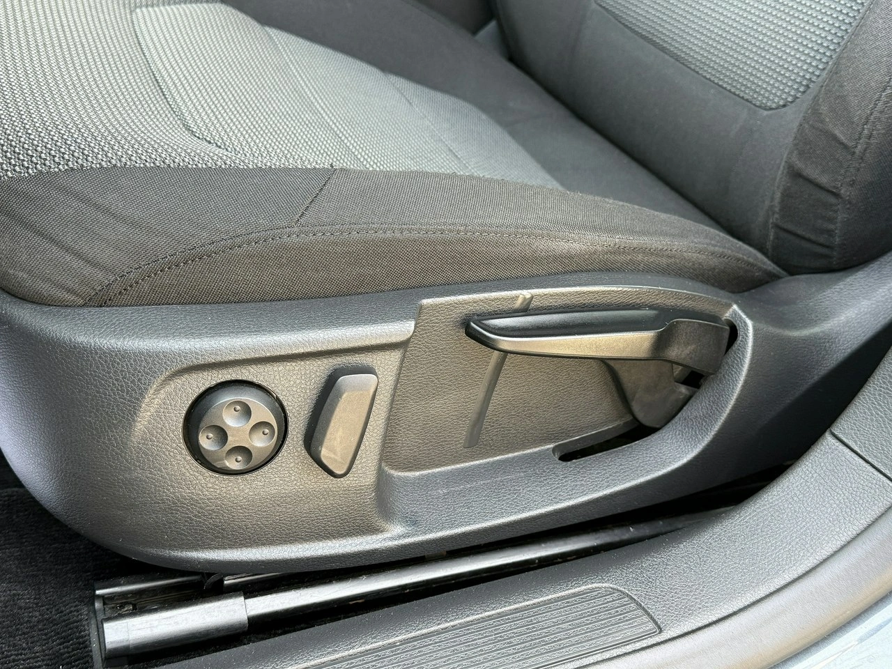 Volkswagen Passat - Zdjęcie 9