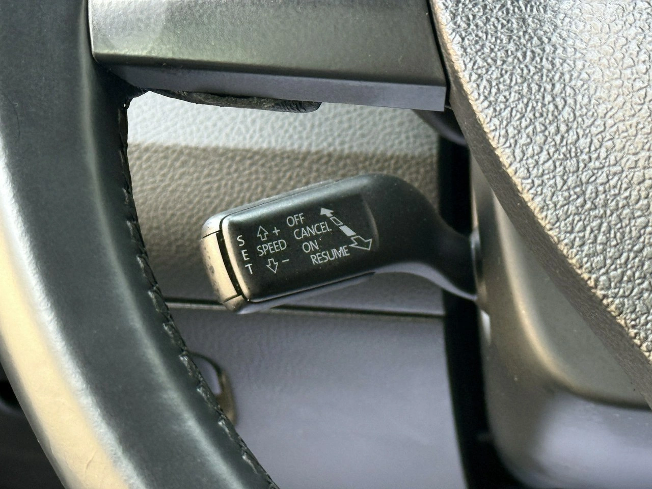 Volkswagen Passat - Zdjęcie 11