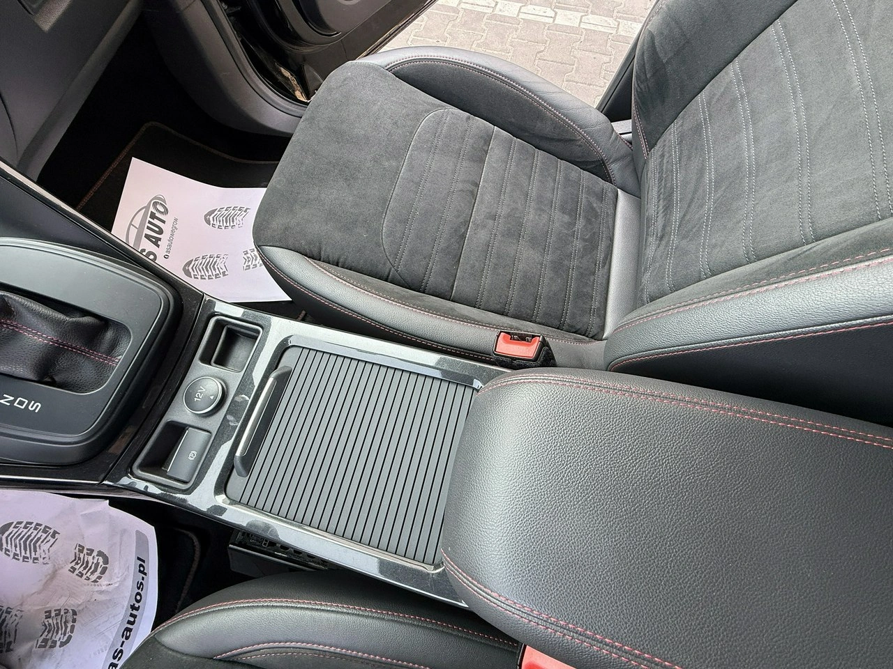 Ford Kuga - Zdjęcie 25