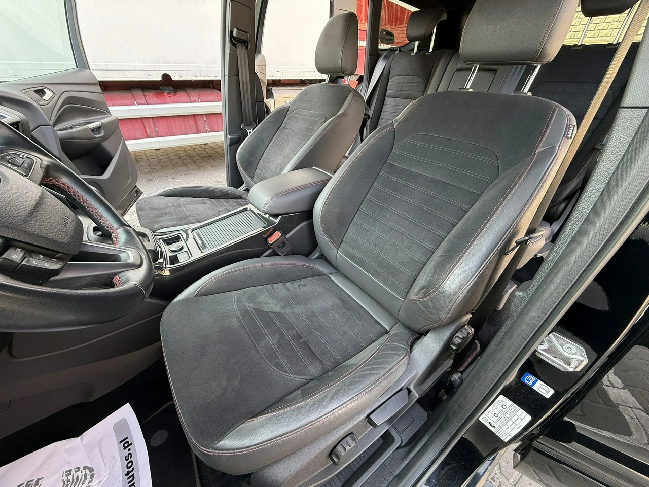 Ford Kuga - Zdjęcie 15