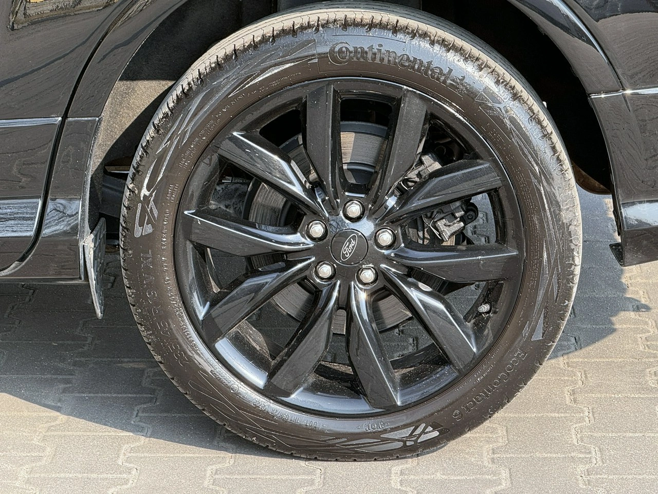 Ford Kuga - Zdjęcie 19