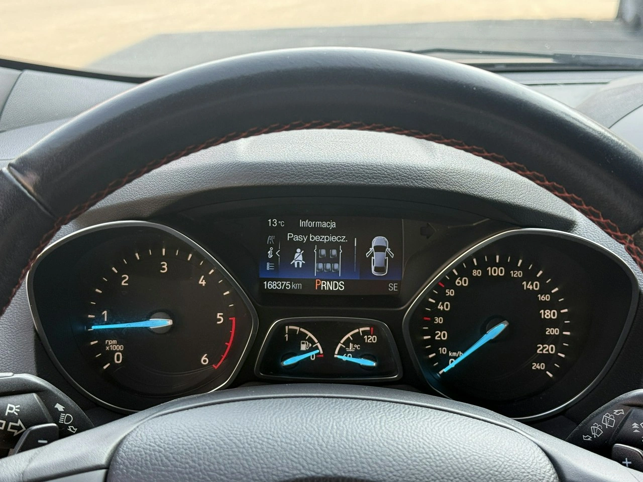 Ford Kuga - Zdjęcie 57