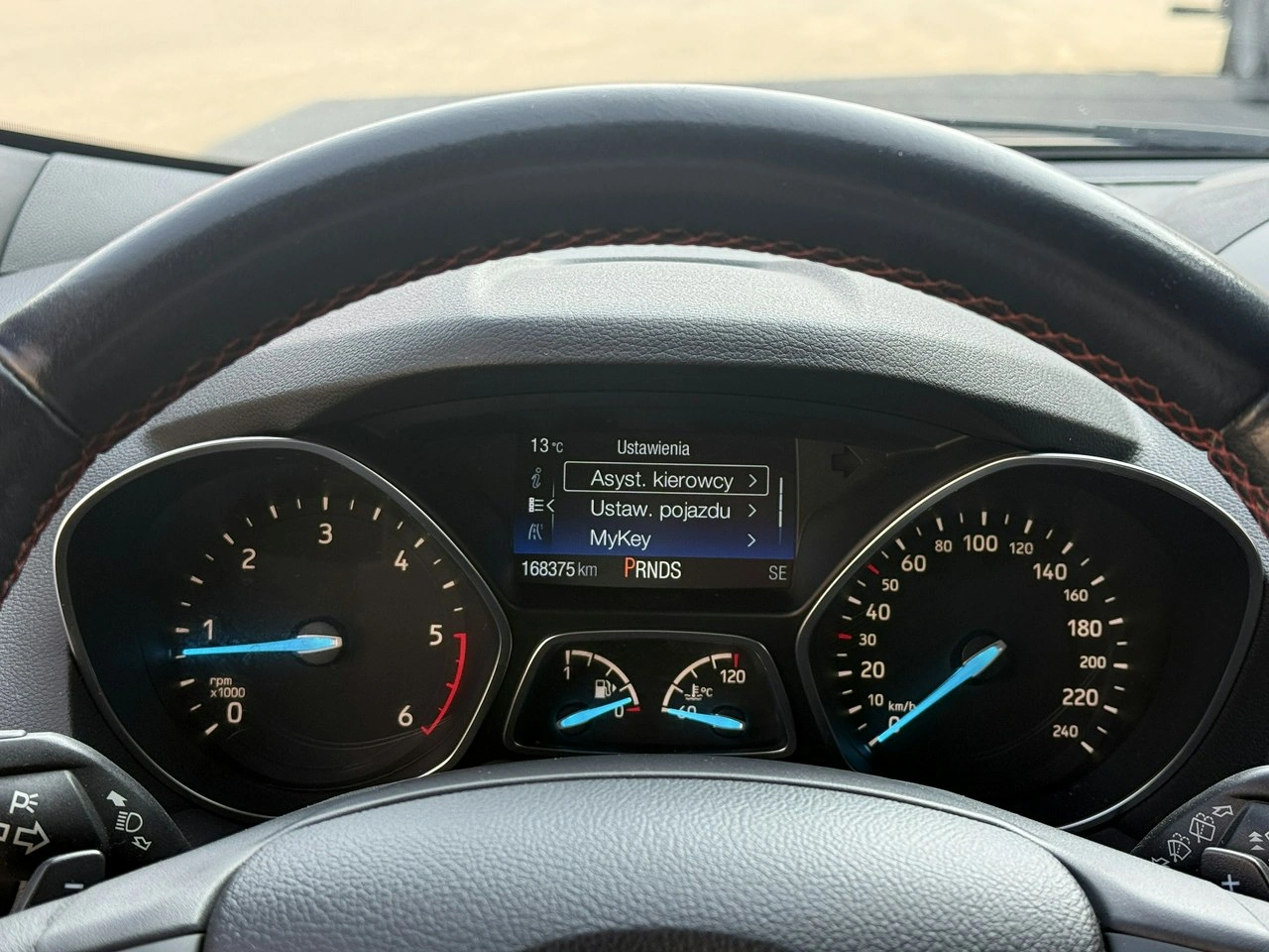 Ford Kuga - Zdjęcie 58