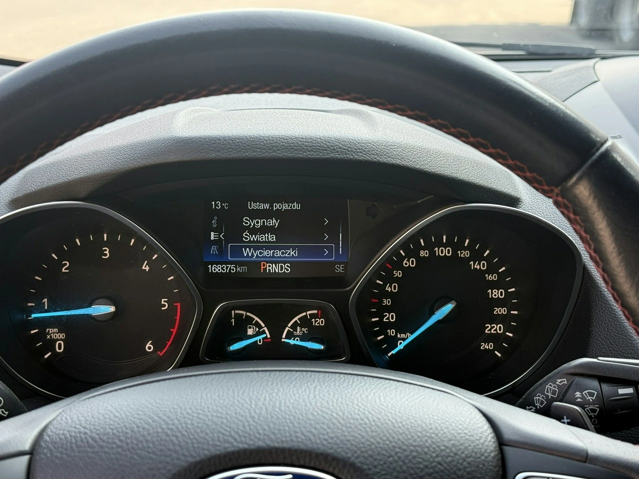 Ford Kuga - Zdjęcie 61