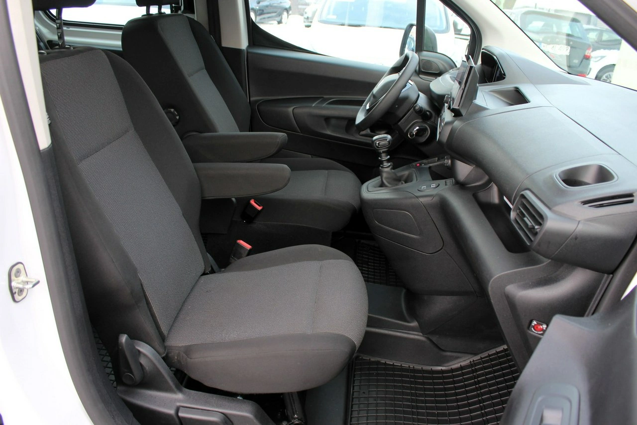 Peugeot Partner - Zdjęcie 10