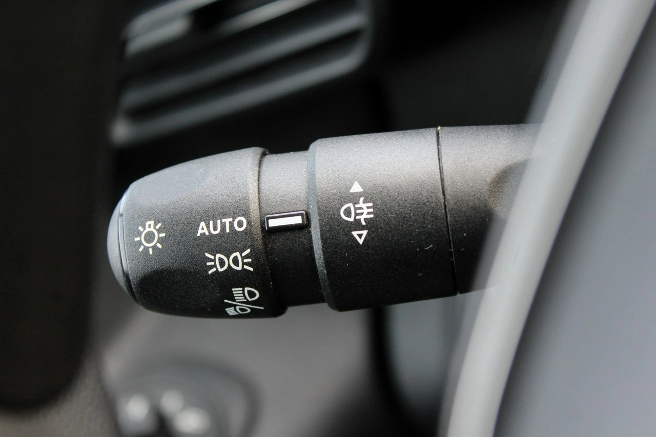 Peugeot Partner - Zdjęcie 27