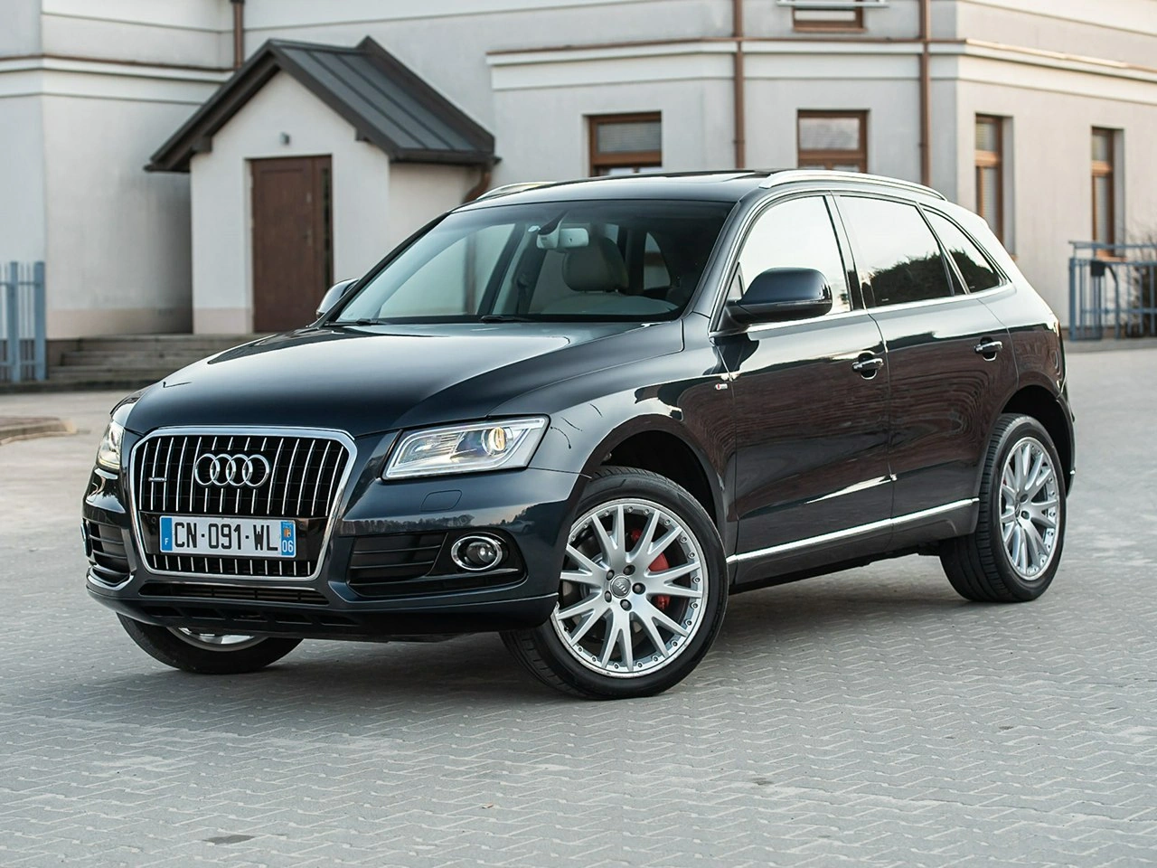 Audi Q5 - Zdjęcie 11