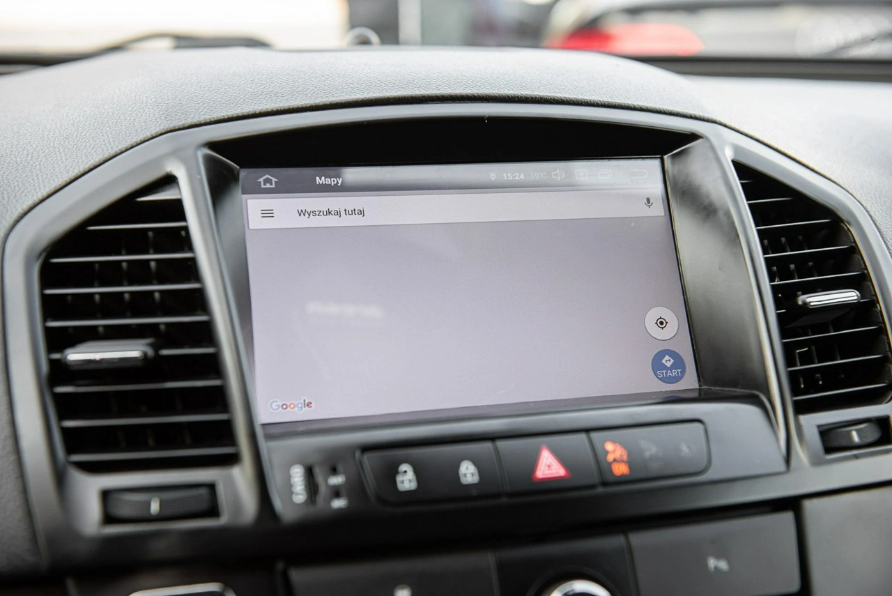 Opel Insignia - Zdjęcie 20