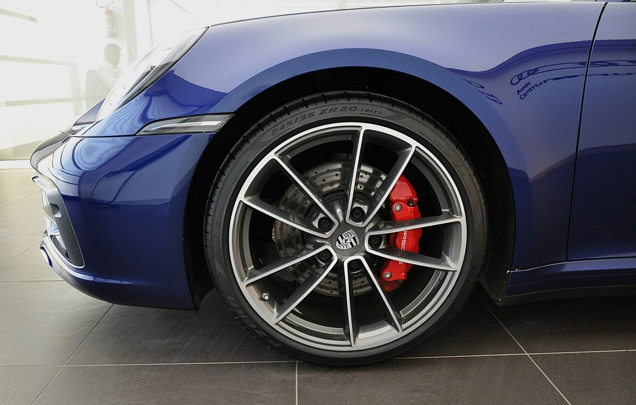 Porsche 911 - Zdjęcie 7