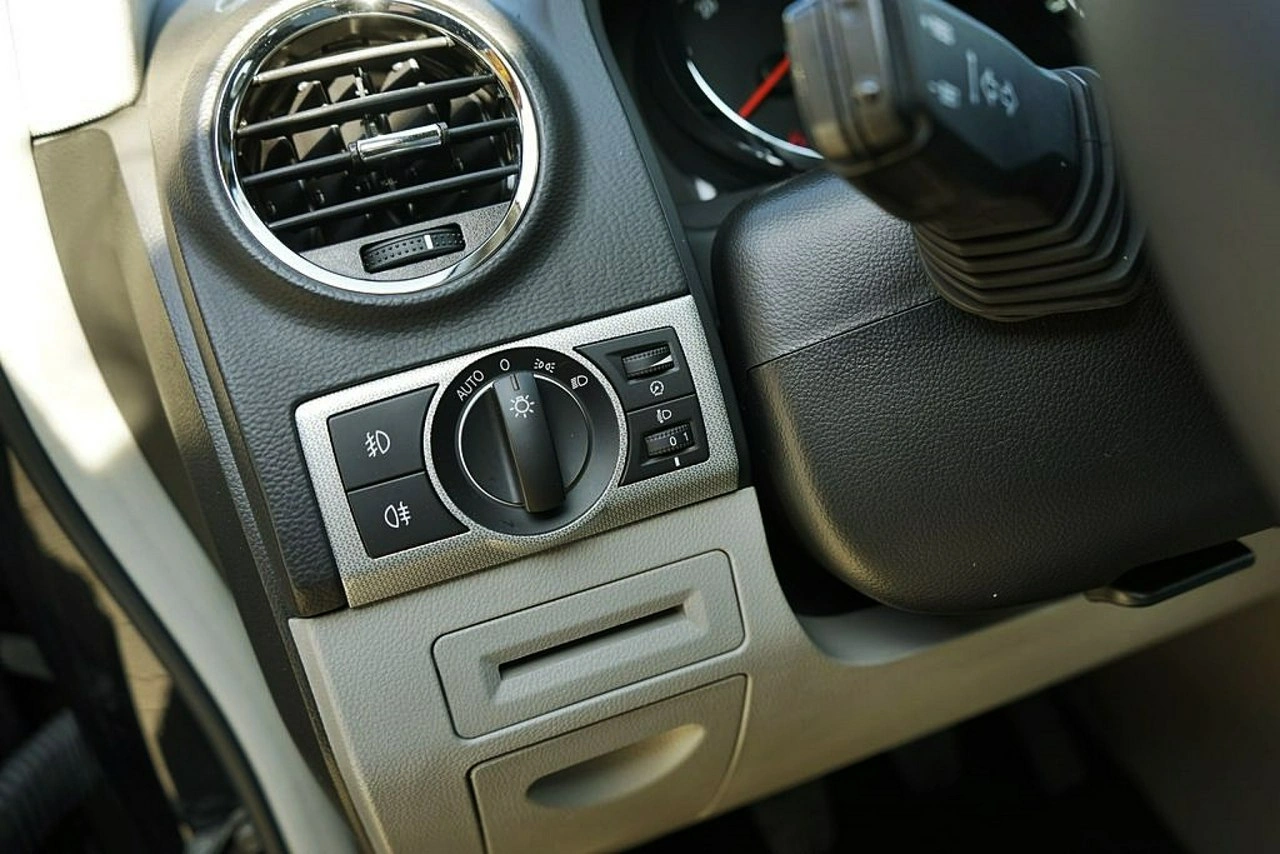 Opel Antara - Zdjęcie 18