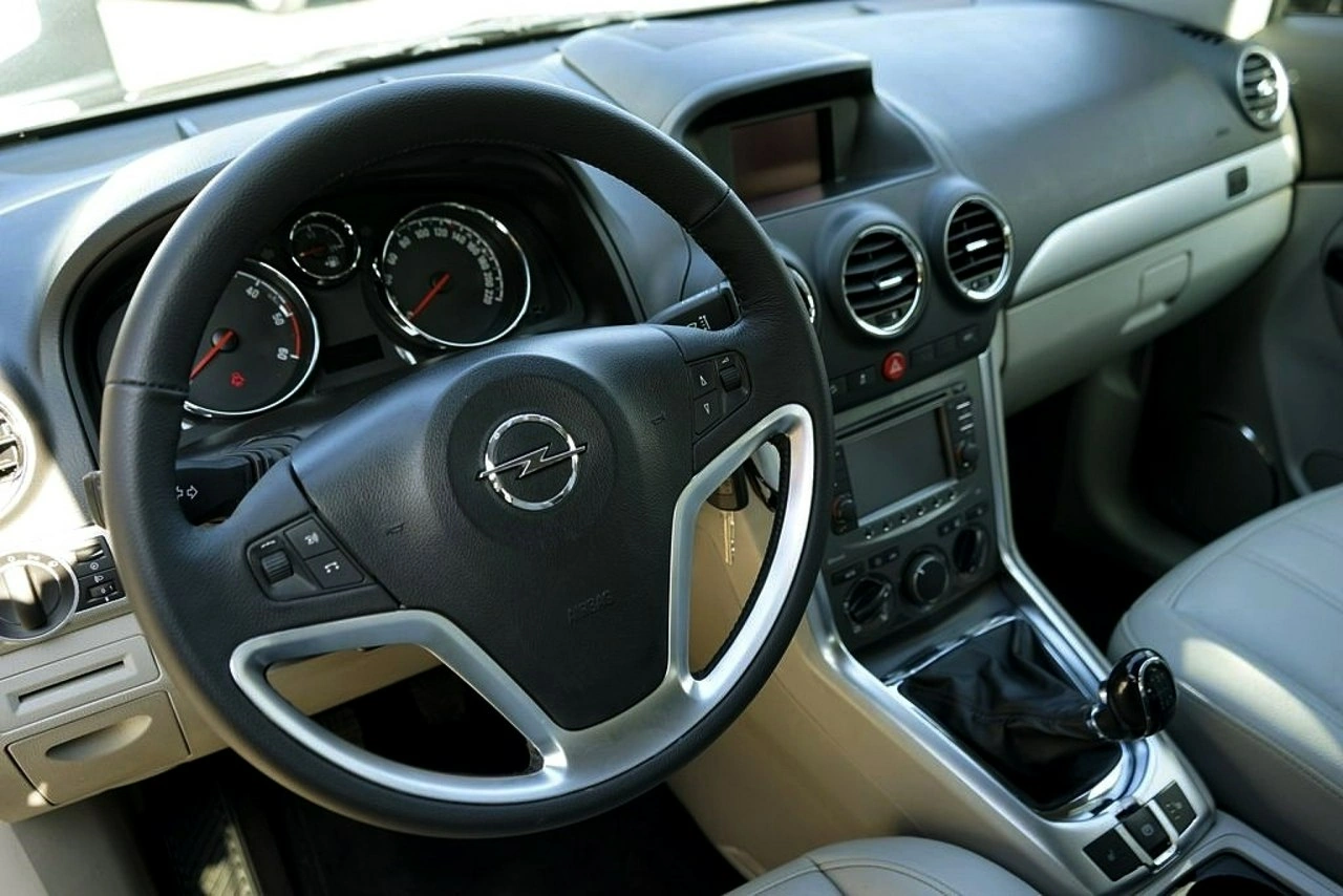 Opel Antara - Zdjęcie 19