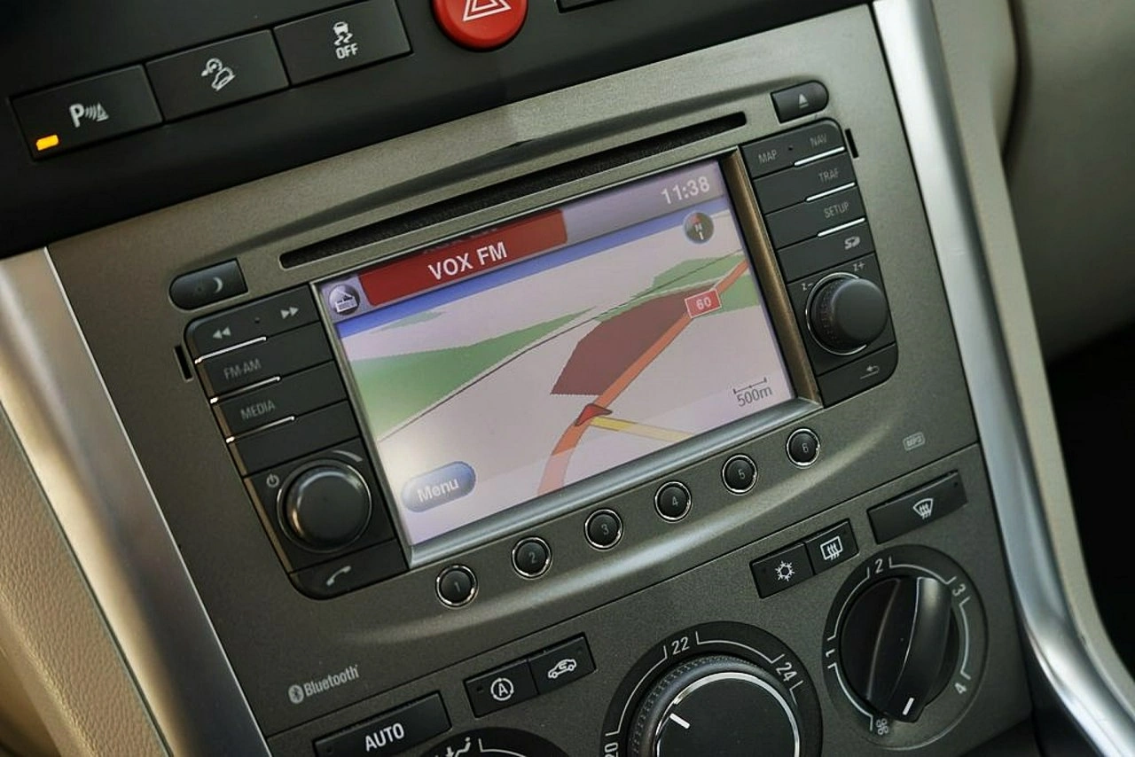 Opel Antara - Zdjęcie 24