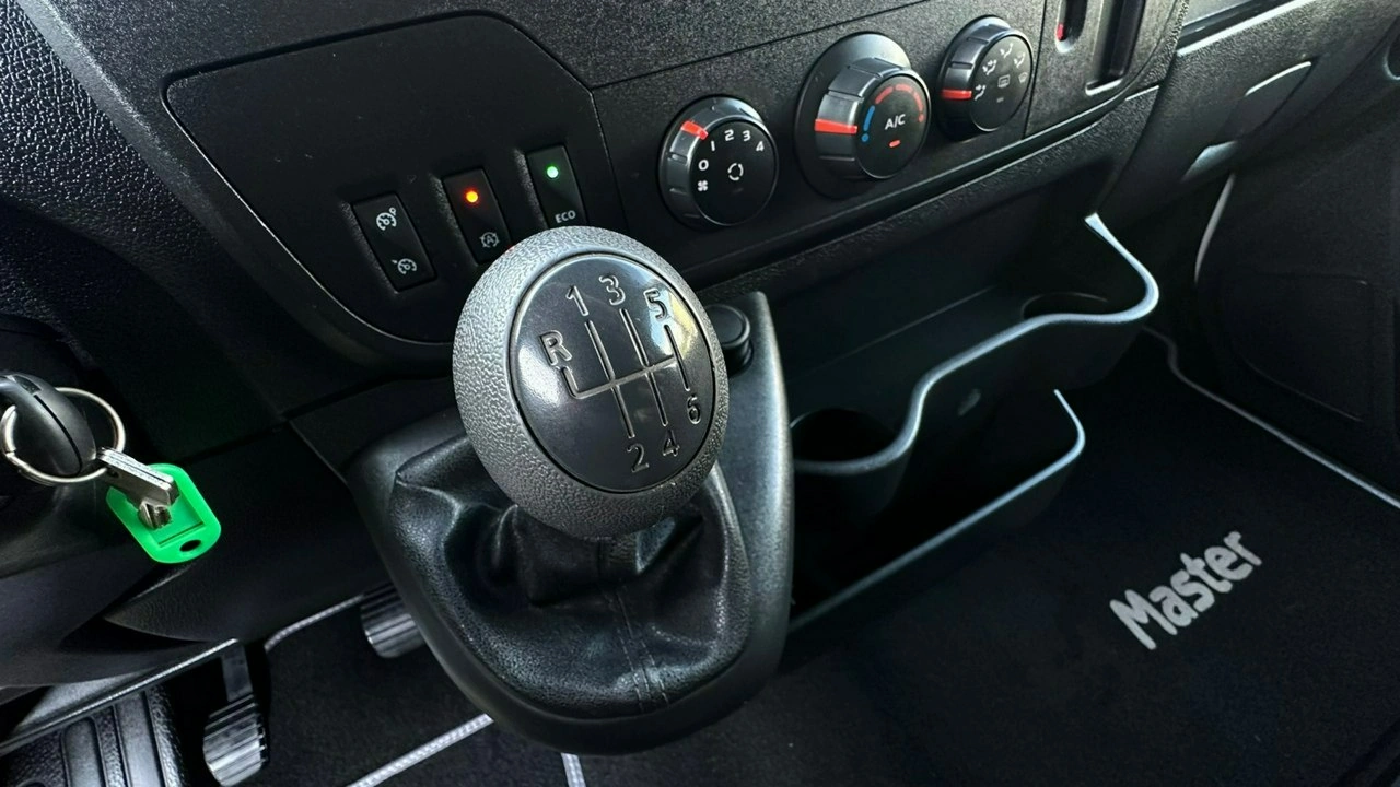 Renault Master - Zdjęcie 21