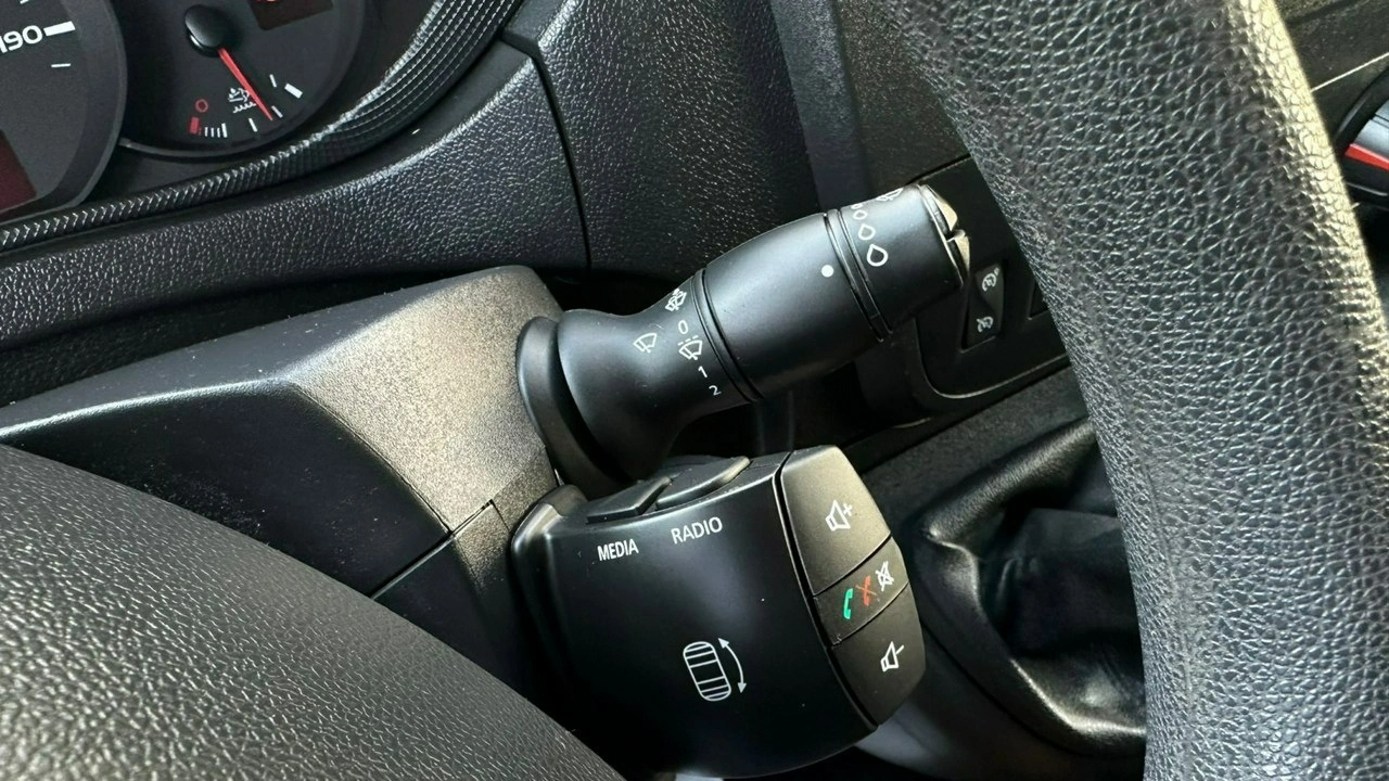 Renault Master - Zdjęcie 24