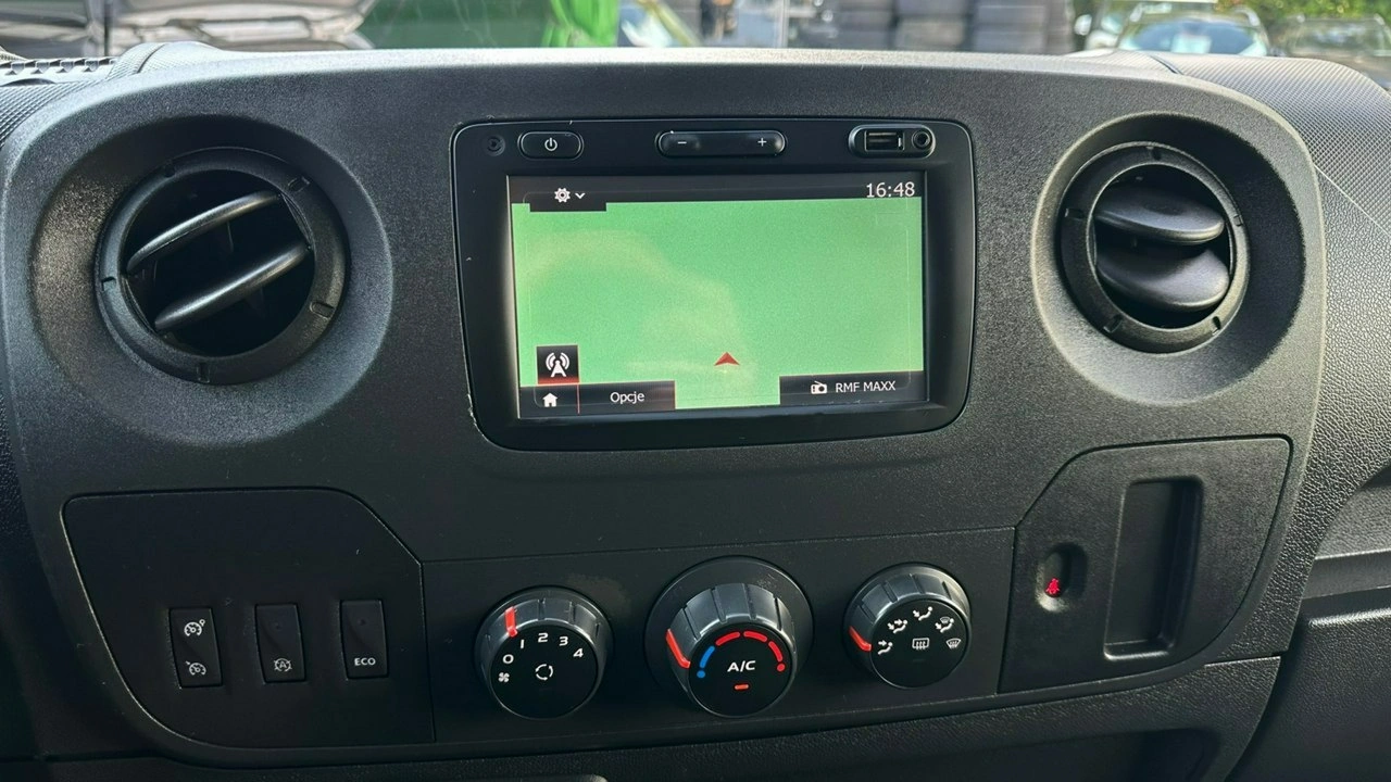 Renault Master - Zdjęcie 27