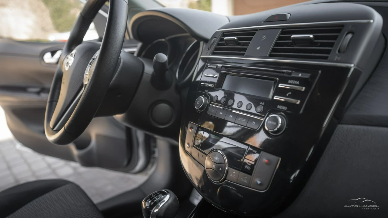 Nissan Pulsar - Zdjęcie 19