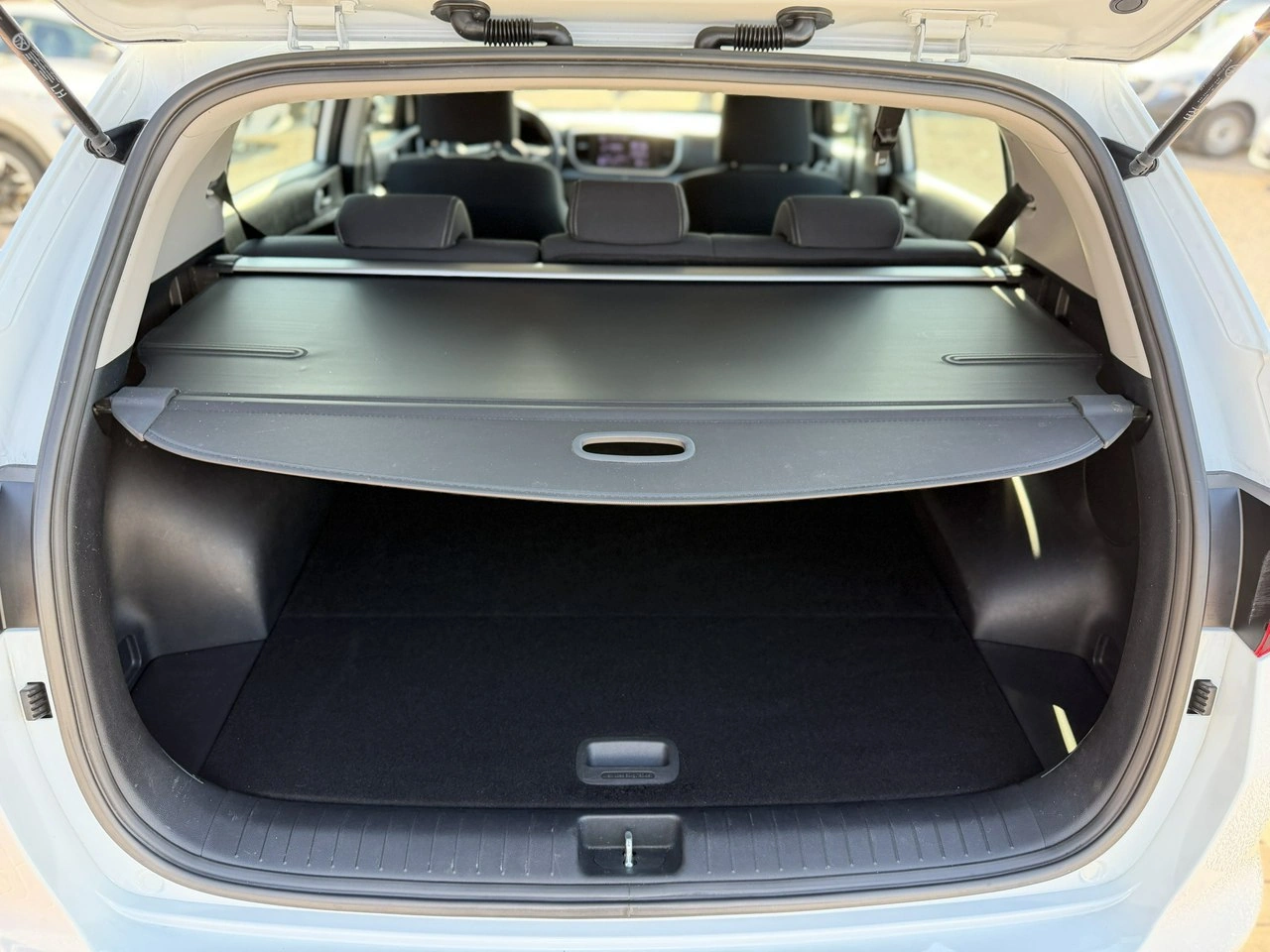 Kia Sportage - Zdjęcie 28