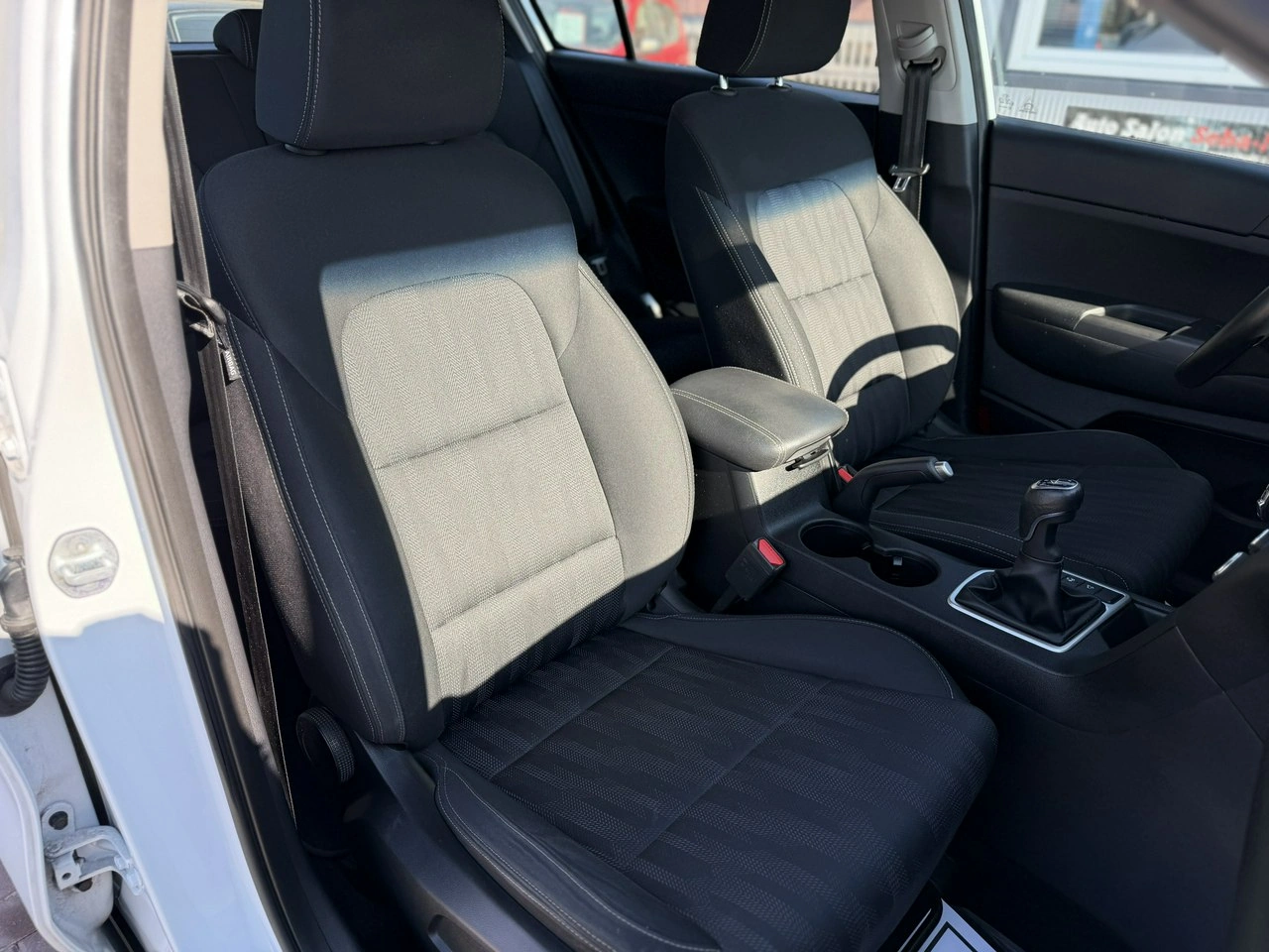 Kia Sportage - Zdjęcie 34