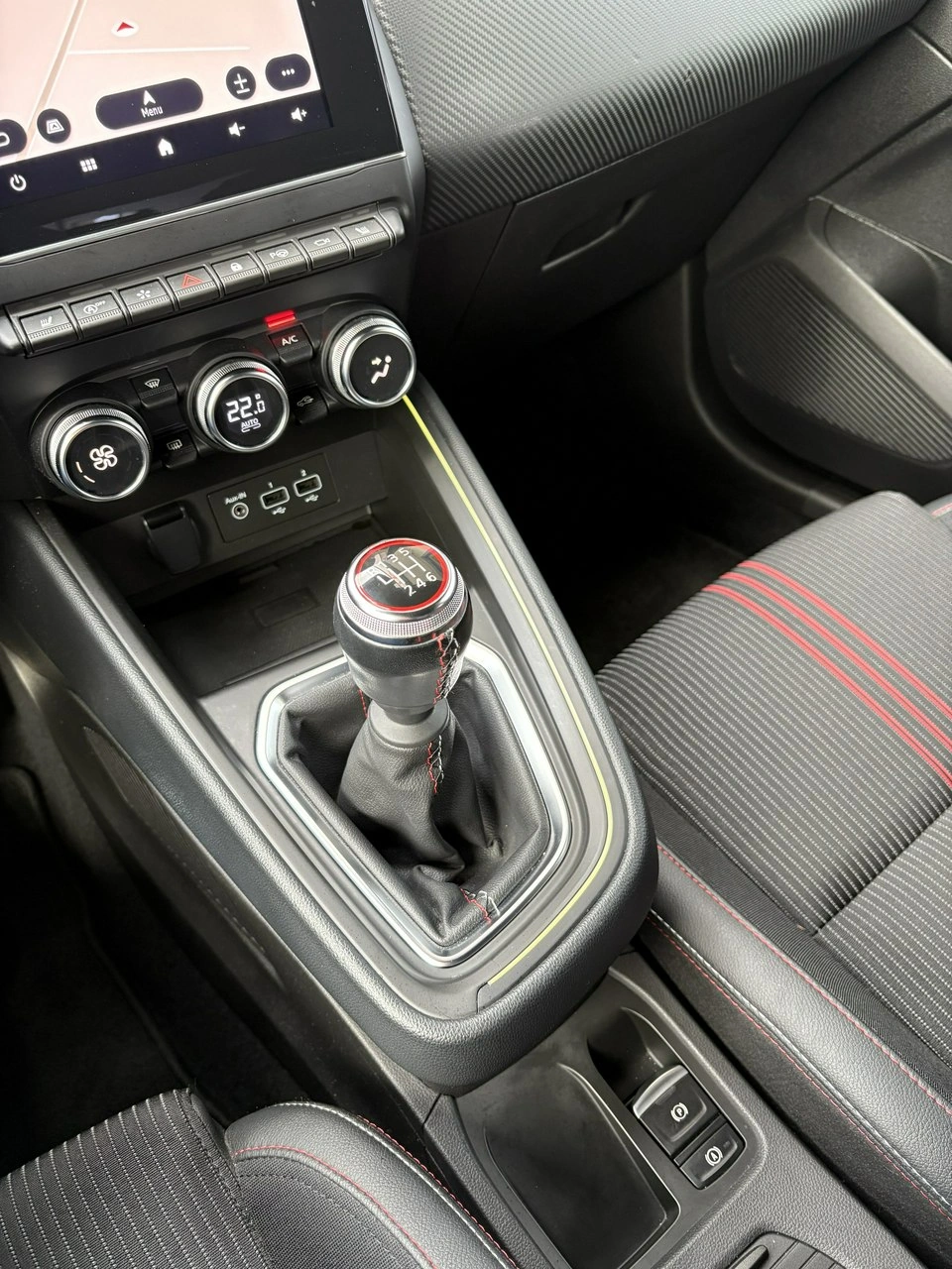 Renault Clio - Zdjęcie 32