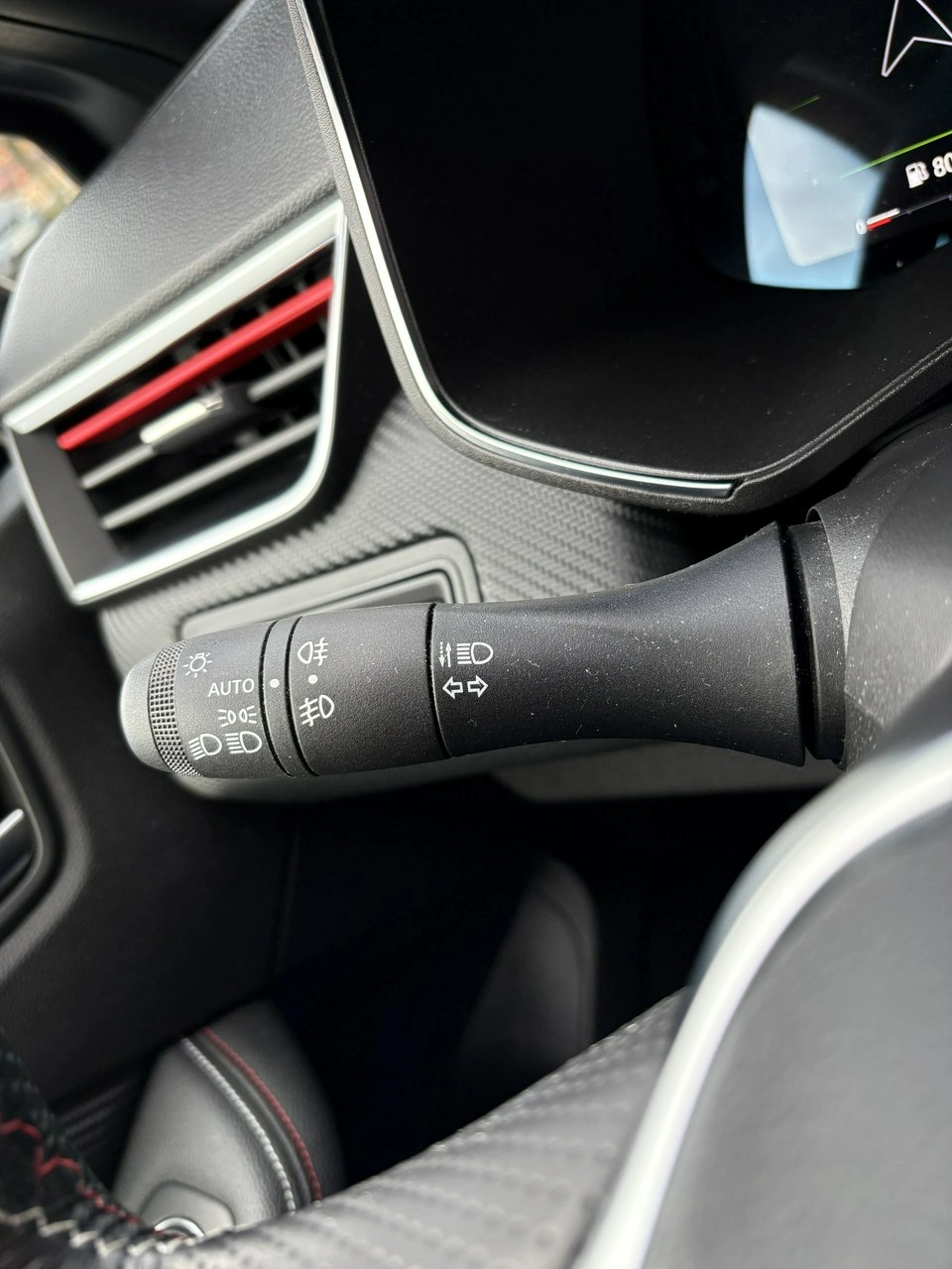 Renault Clio - Zdjęcie 33