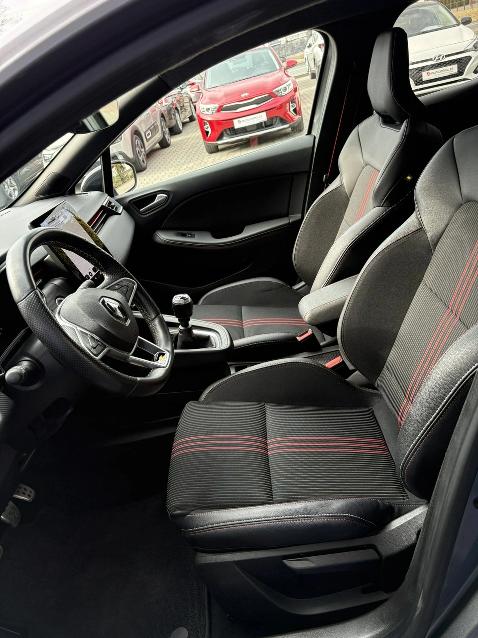 Renault Clio - Zdjęcie 19