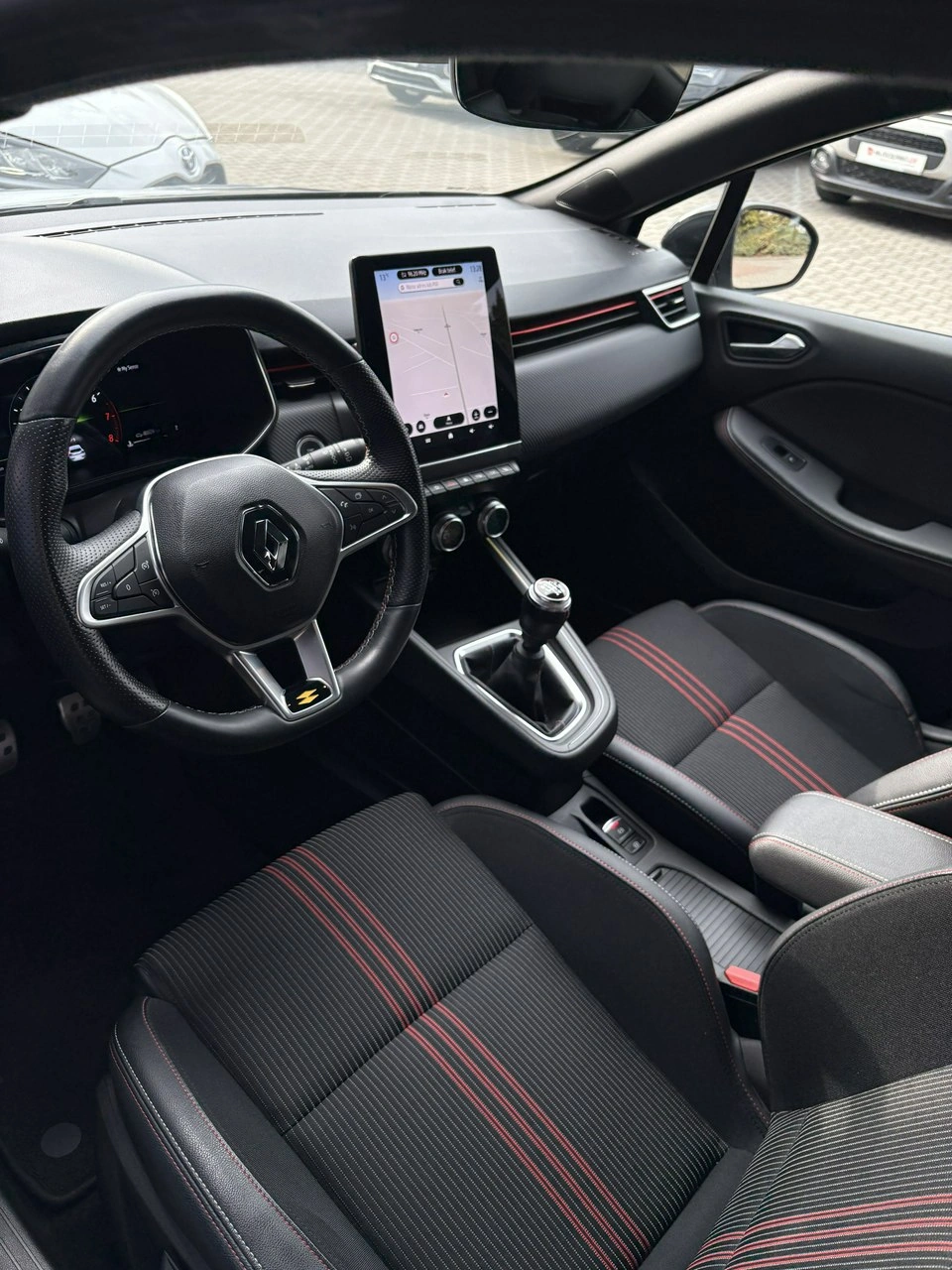 Renault Clio - Zdjęcie 20