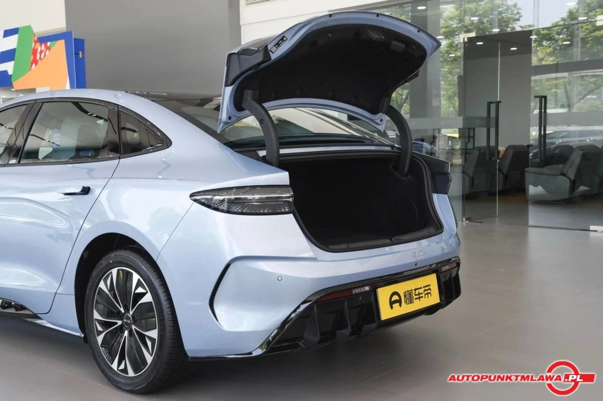 BYD Seal - Zdjęcie 18