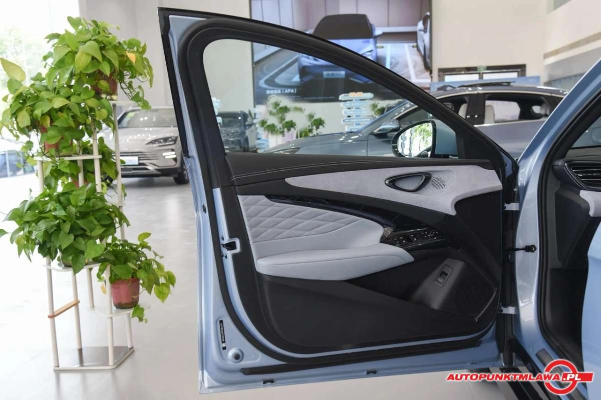 BYD Seal - Zdjęcie 10