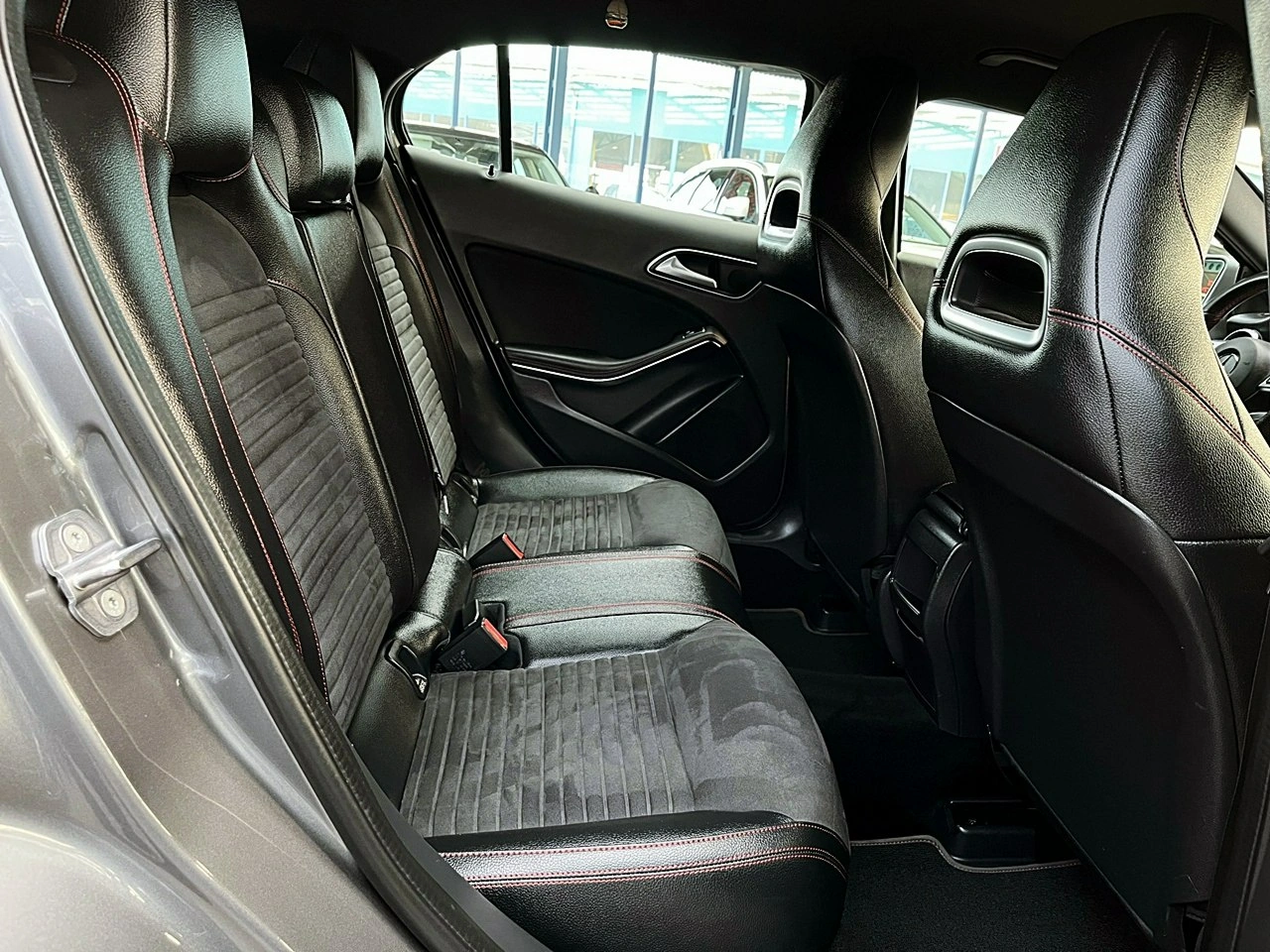 Mercedes GLA 200 - Zdjęcie 11