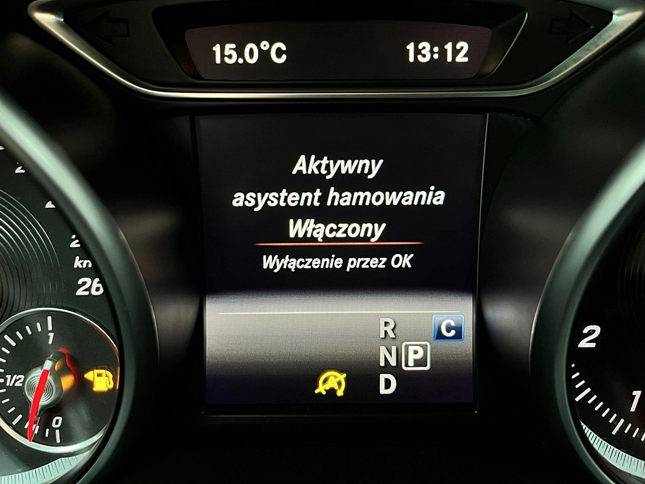 Mercedes GLA 200 - Zdjęcie 31