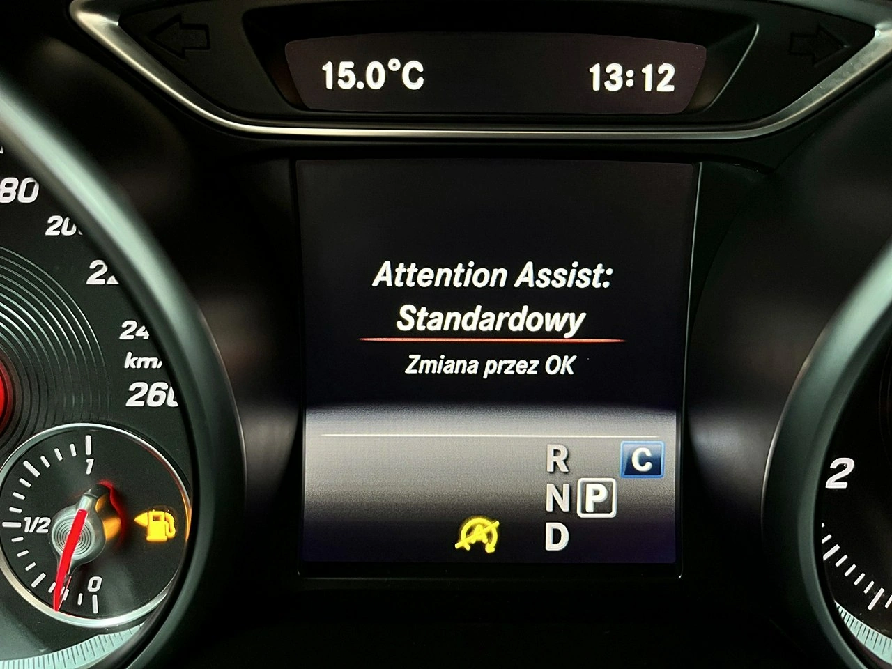 Mercedes GLA 200 - Zdjęcie 32