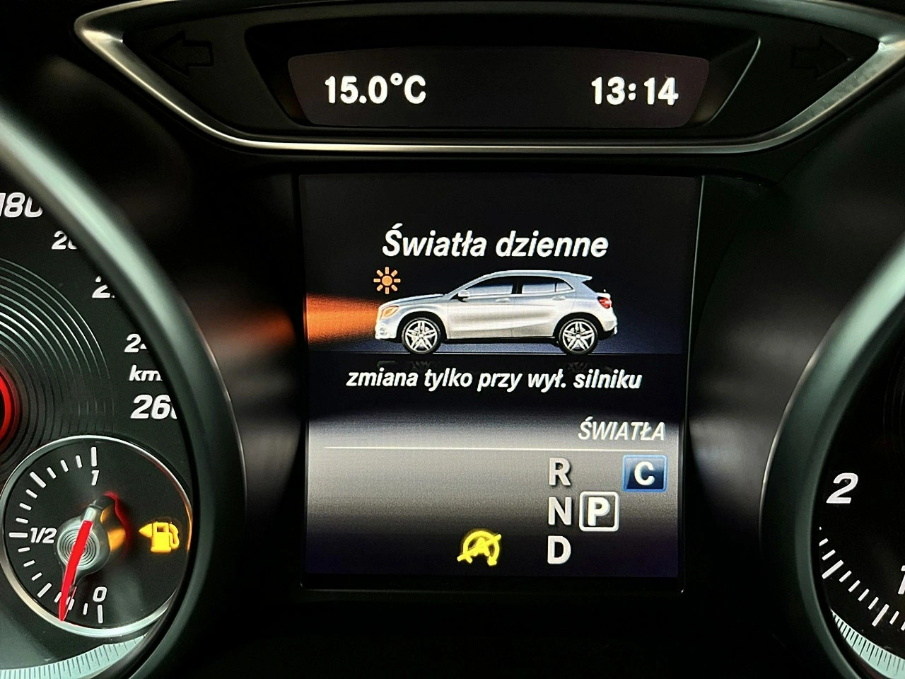 Mercedes GLA 200 - Zdjęcie 36