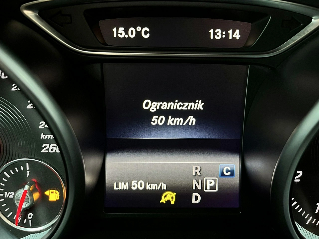 Mercedes GLA 200 - Zdjęcie 40