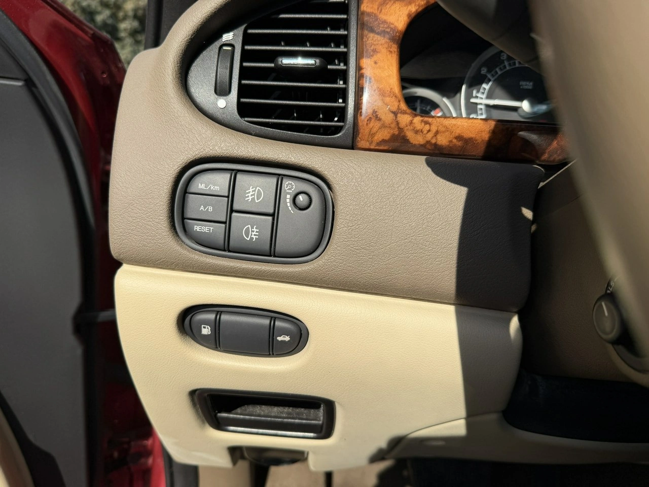 Jaguar S-Type - Zdjęcie 14