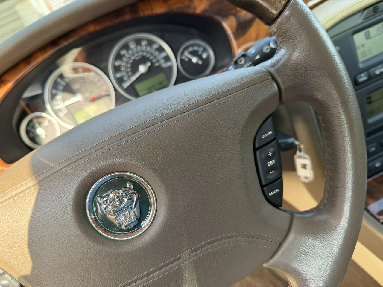 Jaguar S-Type - Zdjęcie 18