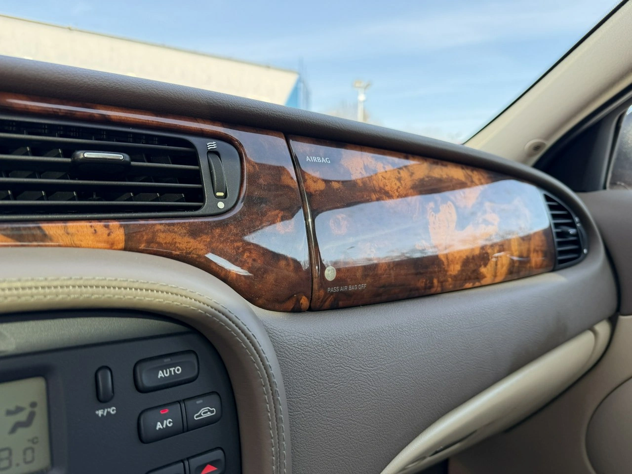 Jaguar S-Type - Zdjęcie 22