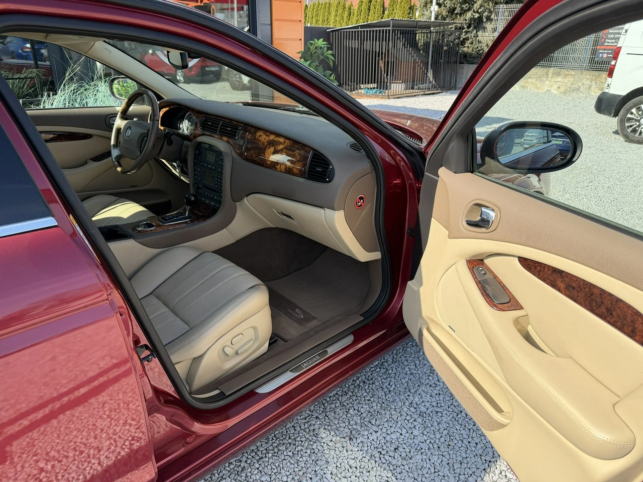 Jaguar S-Type - Zdjęcie 23