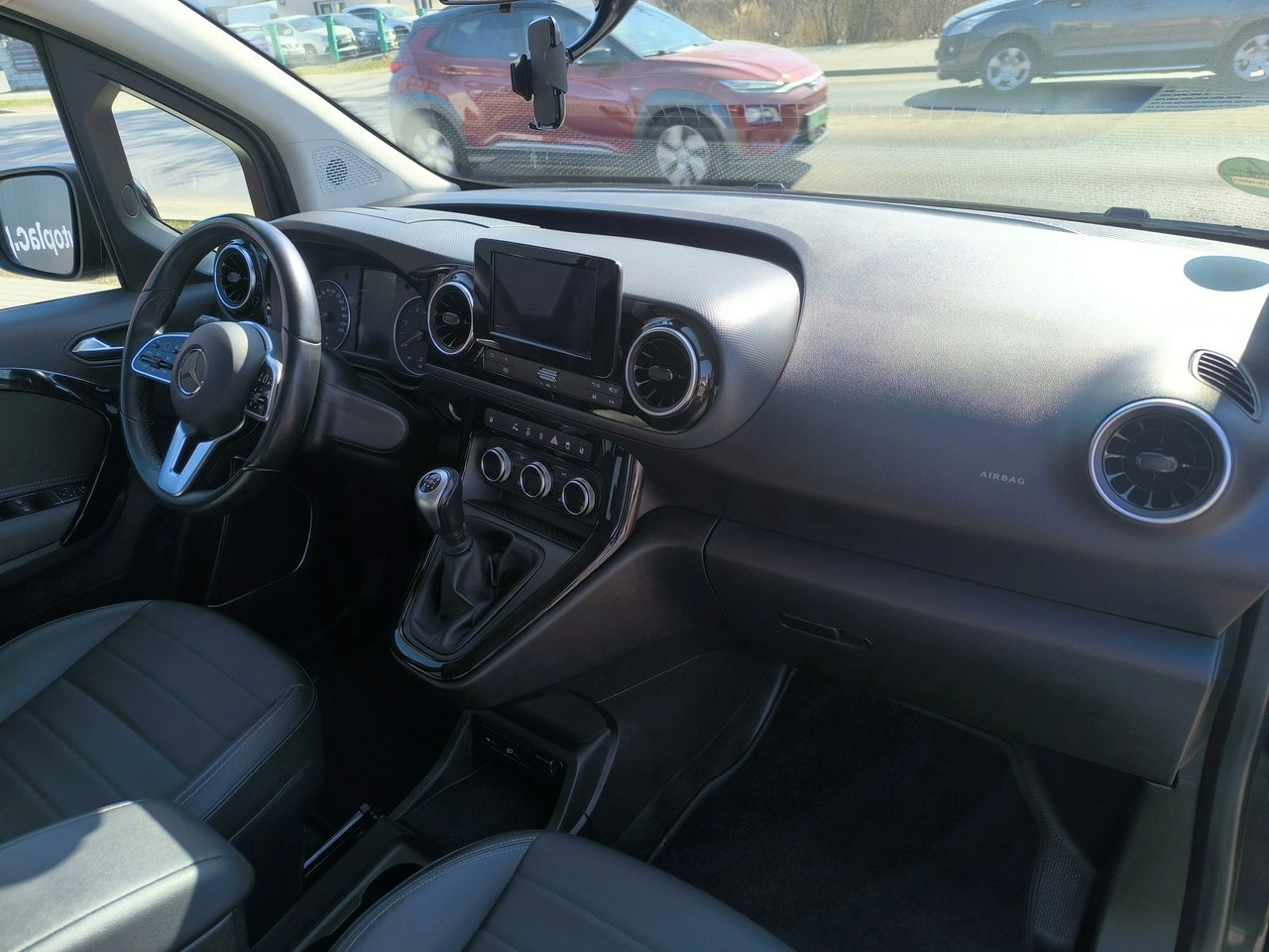 Mercedes T 180 d - Zdjęcie 23