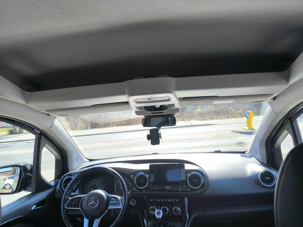 Mercedes T 180 d - Zdjęcie 27