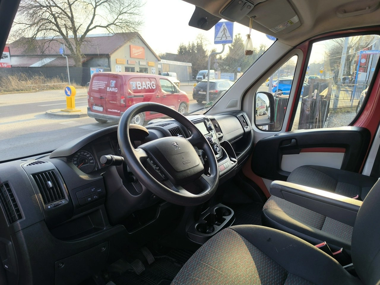 Peugeot Boxer - Zdjęcie 12