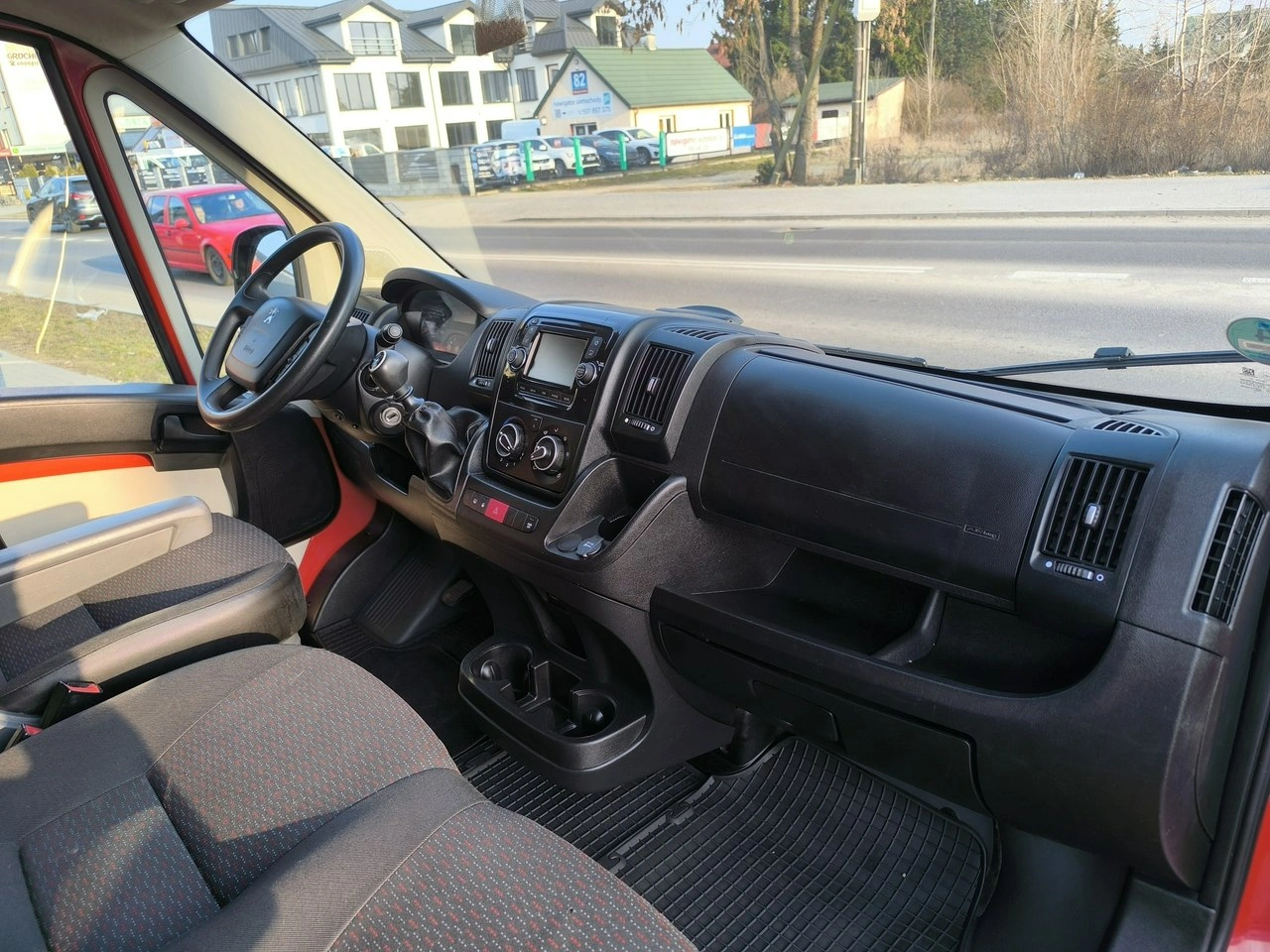 Peugeot Boxer - Zdjęcie 16