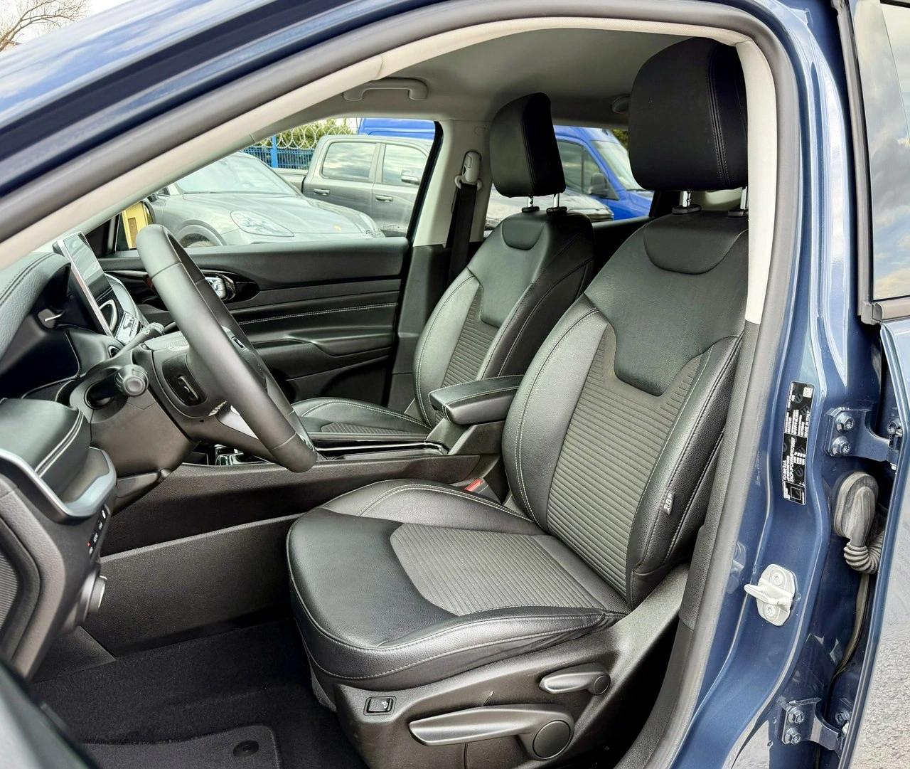 Jeep Compass - Zdjęcie 14