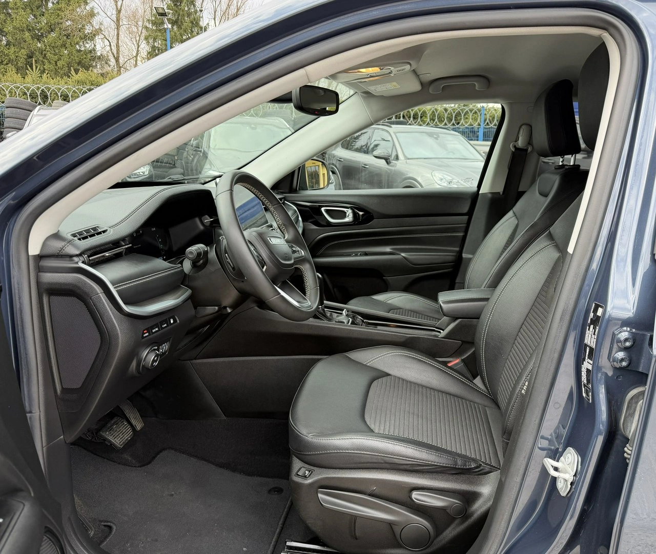 Jeep Compass - Zdjęcie 8