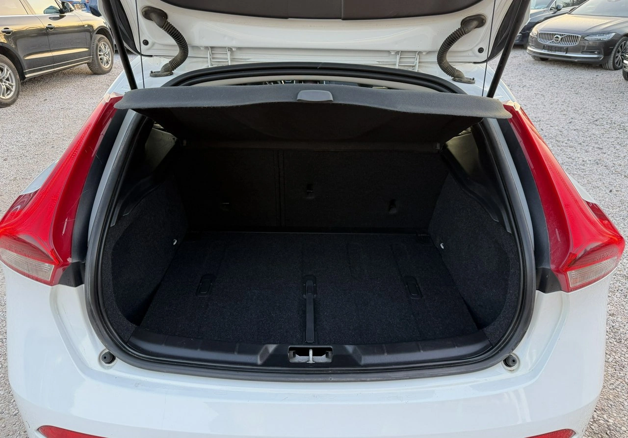 Volvo V40 - Zdjęcie 33