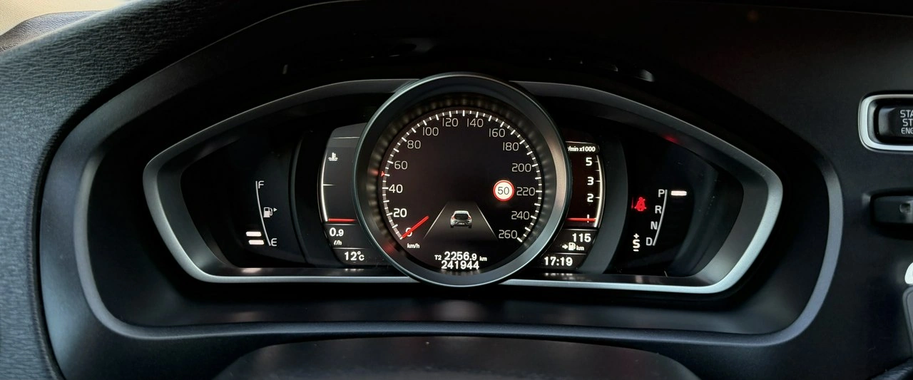 Volvo V40 - Zdjęcie 20