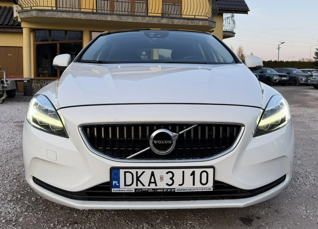 Volvo V40 - Zdjęcie 1