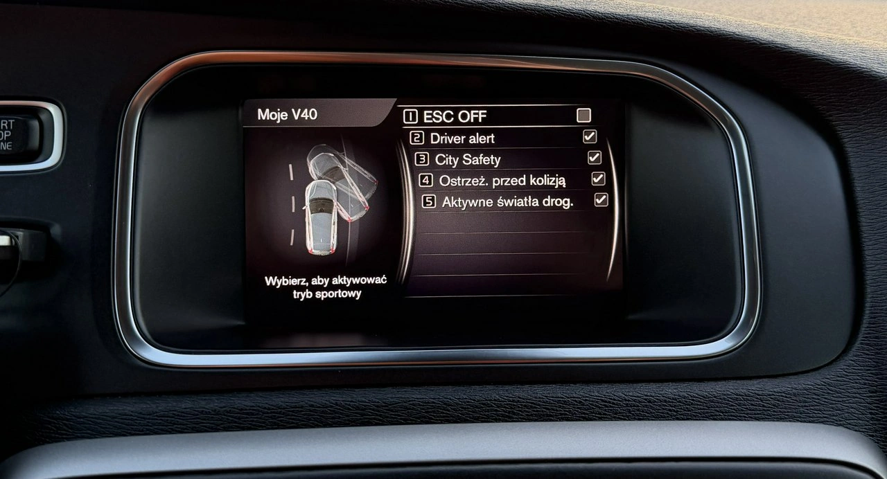 Volvo V40 - Zdjęcie 24